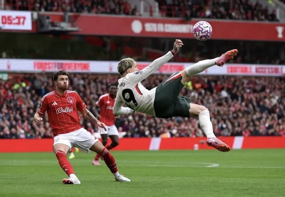 砸钱引援却翻车!切尔西3-0大胜藏2大隐患,55%传球率+半场弃将谁背锅? 砸钱引援却翻车!切尔西3-0大胜藏2大隐患,55%传球率+半场弃将谁背锅?